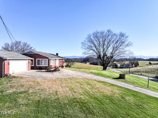 440 Walkertown Road, Afton, TN 37616
