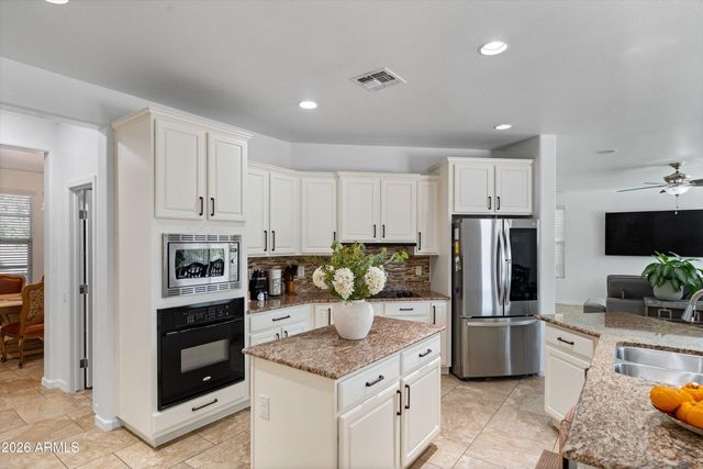 10933 E RENFIELD Avenue, Mesa, AZ 85212