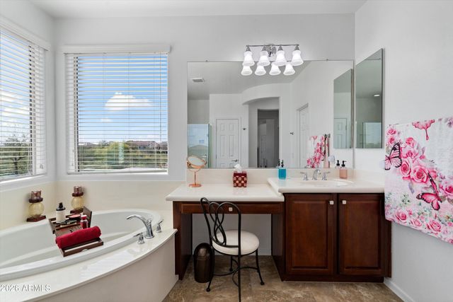 10933 E RENFIELD Avenue, Mesa, AZ 85212