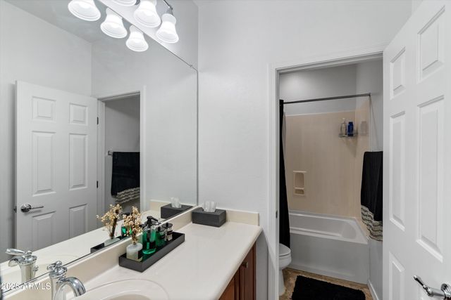 10933 E RENFIELD Avenue, Mesa, AZ 85212