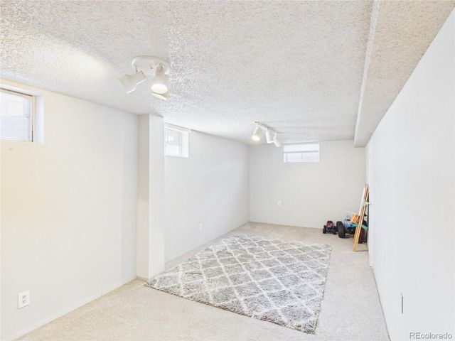 480 S Newland St, Lakewood, CO 80226