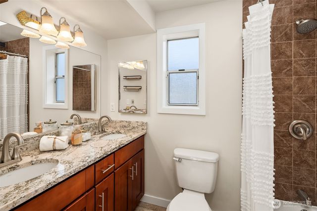 15012 132nd Avenue SE, Renton, WA 98058