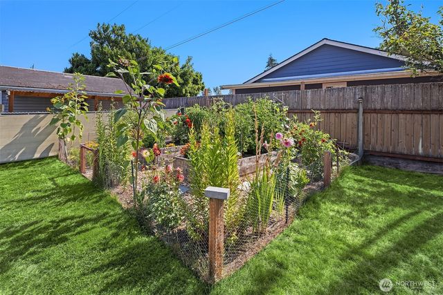 15012 132nd Avenue SE, Renton, WA 98058