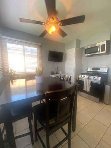 9254 S Parnell Avenue, Chicago, IL 60620