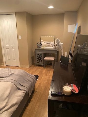 9254 S Parnell Avenue, Chicago, IL 60620