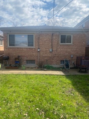 9254 S Parnell Avenue, Chicago, IL 60620