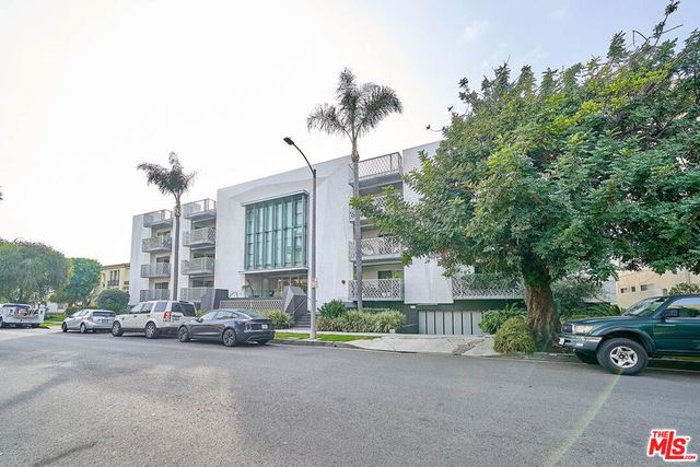 425 S Willaman Drive 210, Los Angeles, CA 90048