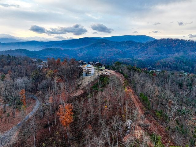 2670 Cloud View Drive, Sevierville, TN 37862