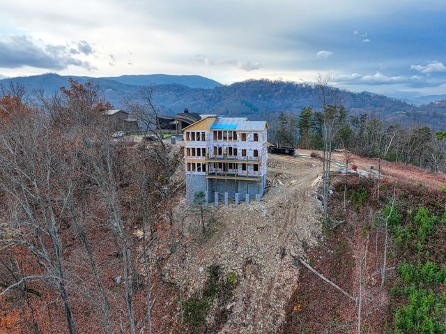 2670 Cloud View Drive, Sevierville, TN 37862