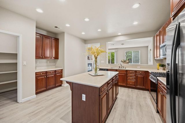 114 Marland Ct, Lincoln, CA 95648