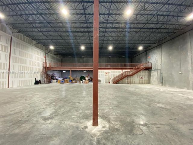 13202 NW 107th Ave 5, Hialeah Gardens, FL 33018