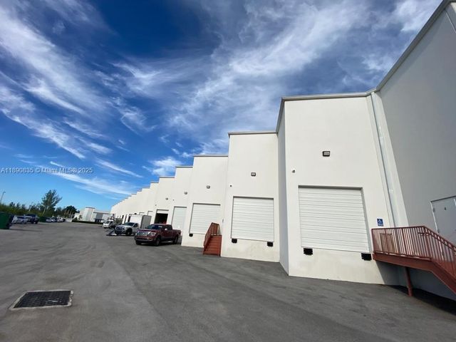 13202 NW 107th Ave 5, Hialeah Gardens, FL 33018