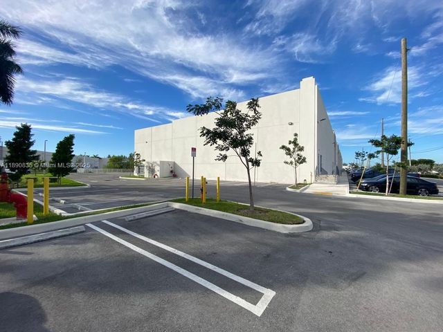 13202 NW 107th Ave 5, Hialeah Gardens, FL 33018