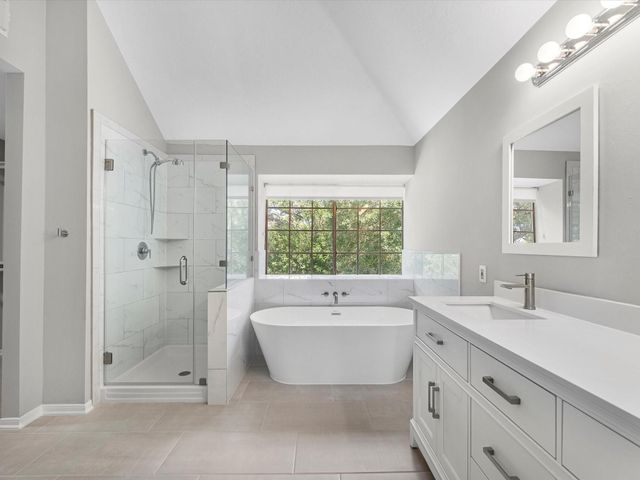 1227 Lake Estates Court, Sugar Land, TX 77498