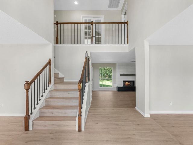 1227 Lake Estates Court, Sugar Land, TX 77498