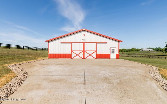 361 Webb Rd, Simpsonville, KY 40067