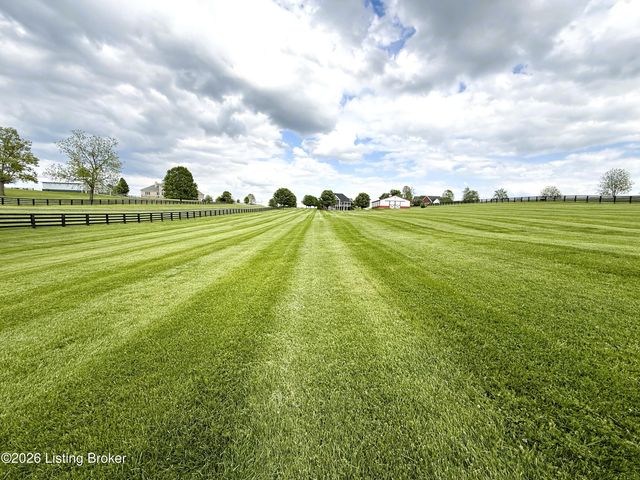 361 Webb Rd, Simpsonville, KY 40067