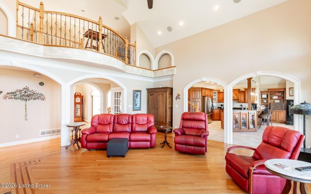 361 Webb Rd, Simpsonville, KY 40067