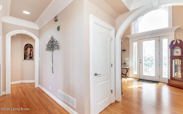 361 Webb Rd, Simpsonville, KY 40067
