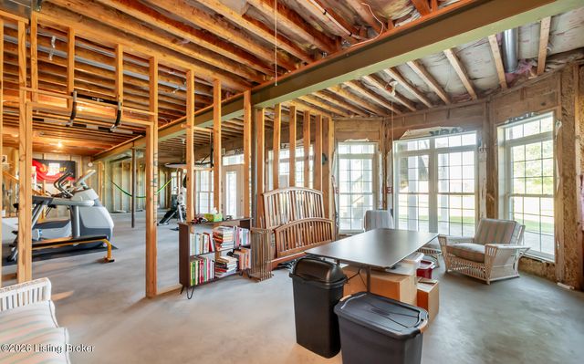 361 Webb Rd, Simpsonville, KY 40067