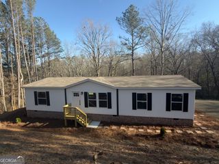 940 Essic Road, Ball Ground, GA 30107