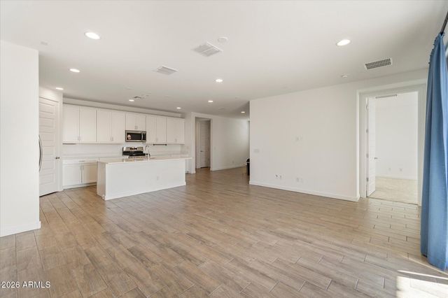 32622 N 21ST Avenue, Phoenix, AZ 85085
