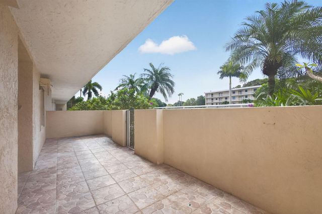 300 N Highway A1a 104j, Jupiter, FL 33477