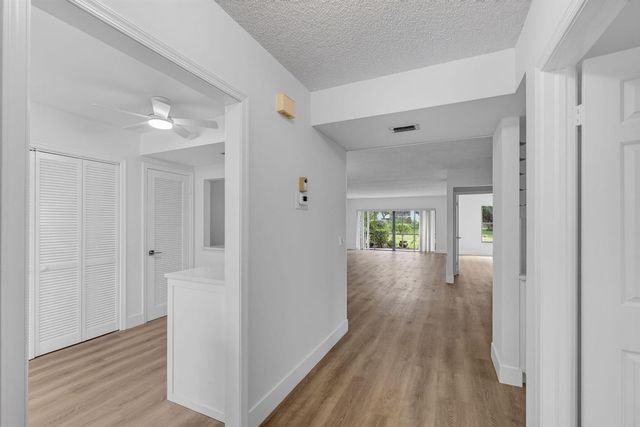 300 N Highway A1a 104j, Jupiter, FL 33477