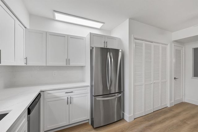 300 N Highway A1a 104j, Jupiter, FL 33477