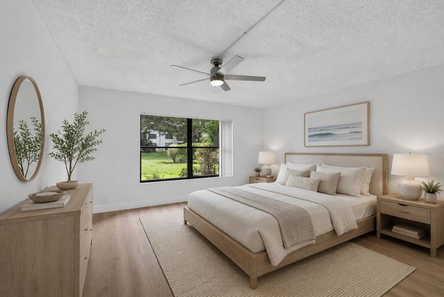 300 N Highway A1a 104j, Jupiter, FL 33477
