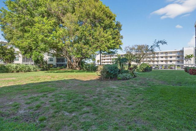 300 N Highway A1a 104j, Jupiter, FL 33477