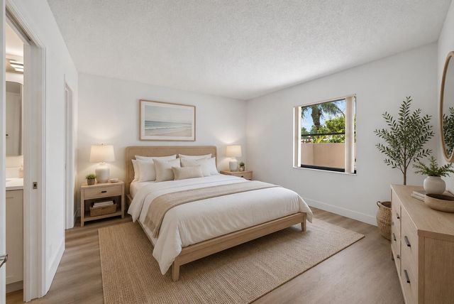 300 N Highway A1a 104j, Jupiter, FL 33477