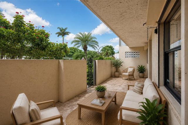 300 N Highway A1a 104j, Jupiter, FL 33477