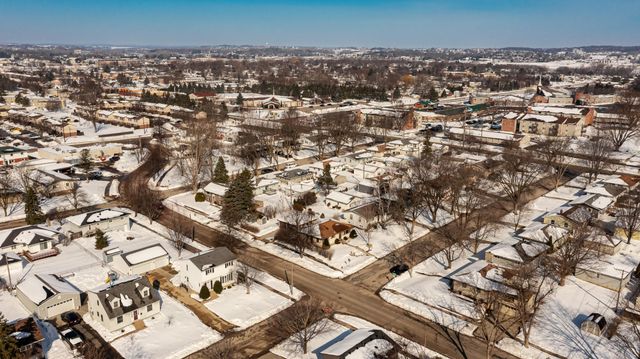 3917 16th Avenue NW, Rochester, MN 55901