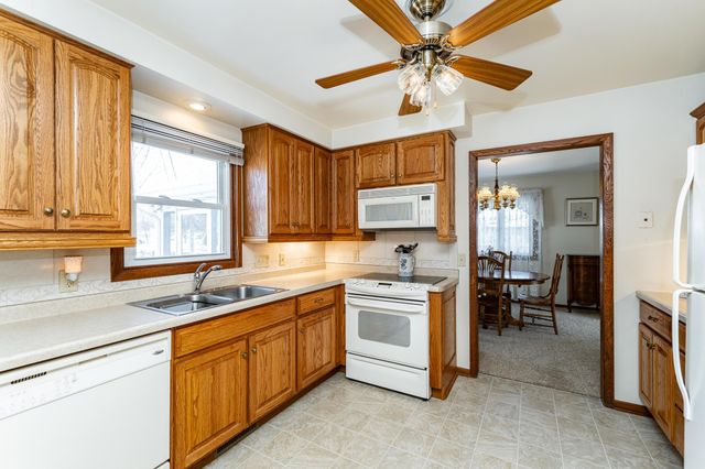 3917 16th Avenue NW, Rochester, MN 55901