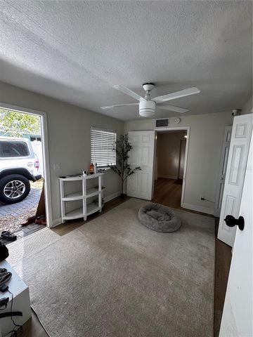 3008 HILLVIEW STREET, Sarasota, FL 34239