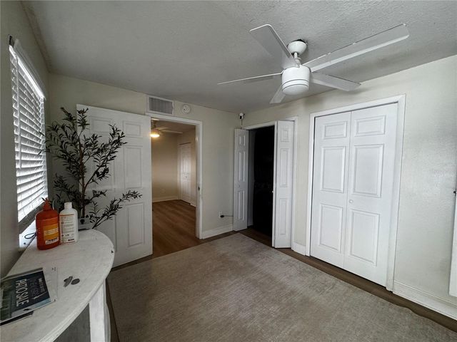 3008 HILLVIEW STREET, Sarasota, FL 34239