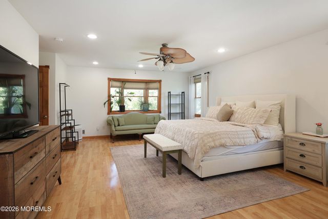 45 Willow Street, Port Monmouth, NJ 07758