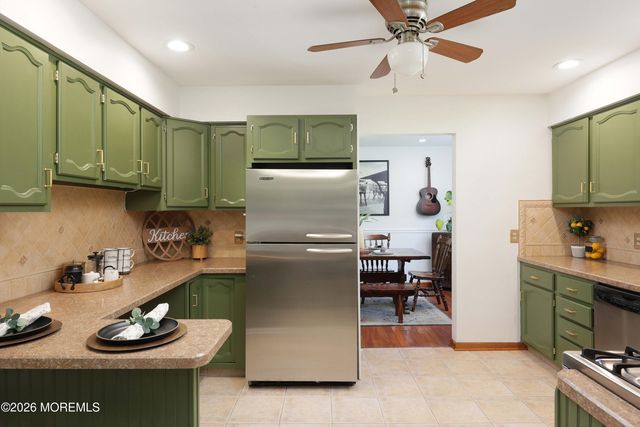 45 Willow Street, Port Monmouth, NJ 07758