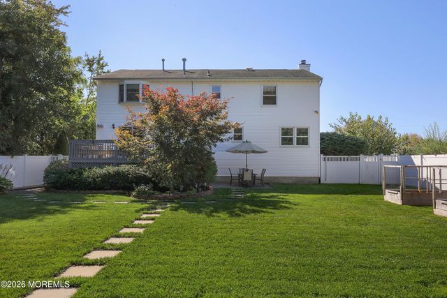 45 Willow Street, Port Monmouth, NJ 07758