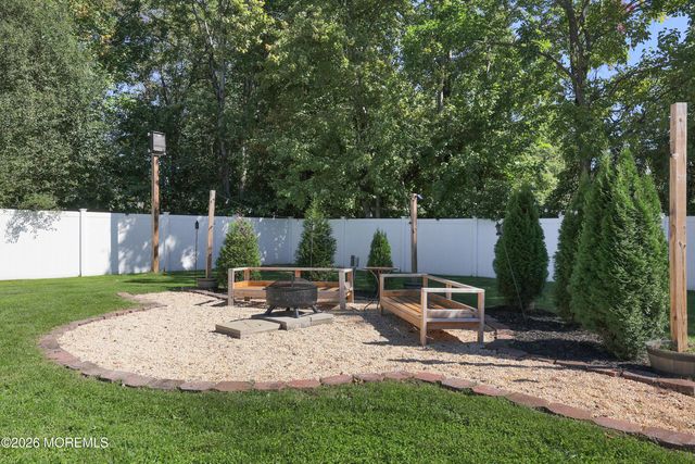 45 Willow Street, Port Monmouth, NJ 07758