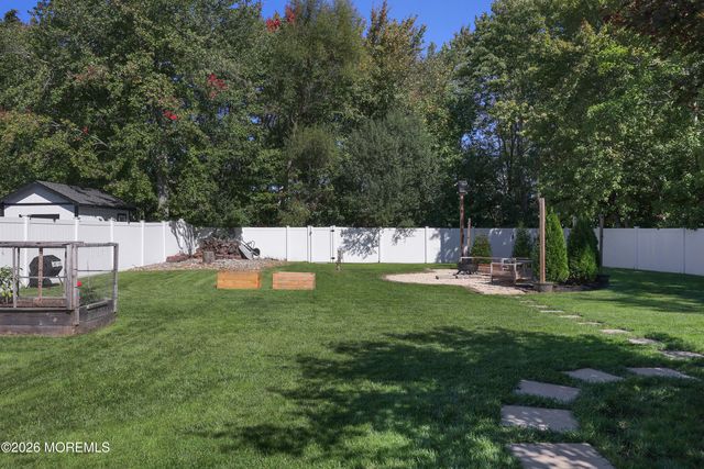 45 Willow Street, Port Monmouth, NJ 07758