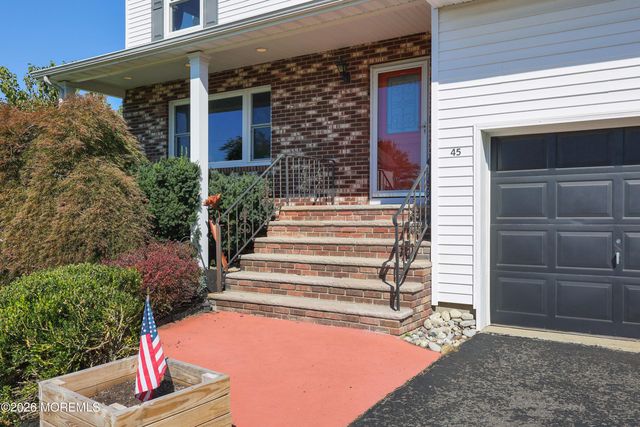 45 Willow Street, Port Monmouth, NJ 07758