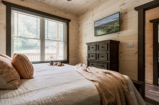 3110 Cherokee Valley Drive, Sevierville, TN 37862