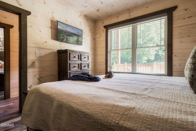 3110 Cherokee Valley Drive, Sevierville, TN 37862