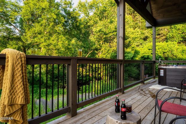 3110 Cherokee Valley Drive, Sevierville, TN 37862