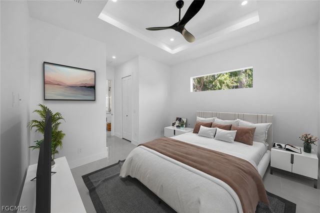 100 Denis AVE N, Lehigh Acres, FL 33971