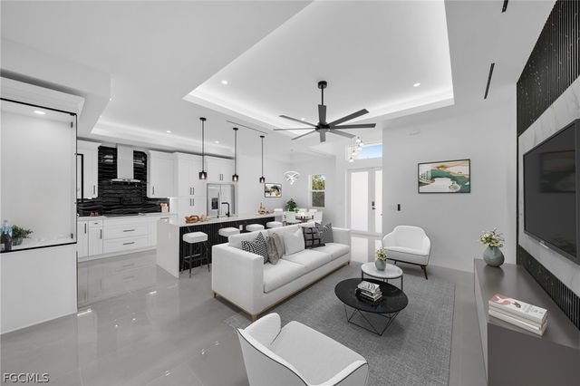 100 Denis AVE N, Lehigh Acres, FL 33971