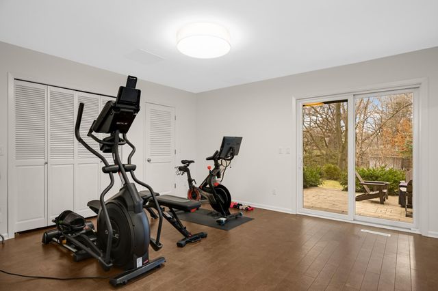 5847 Long Brake Trail, Edina, MN 55439