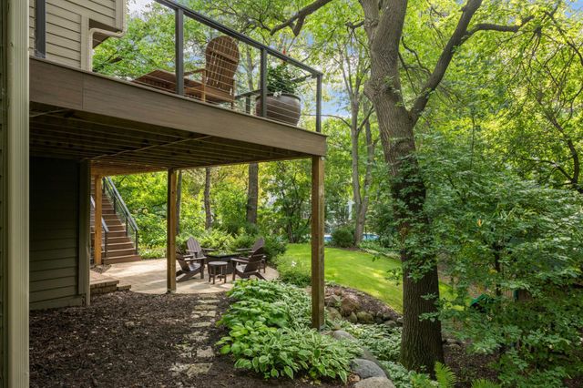 5847 Long Brake Trail, Edina, MN 55439